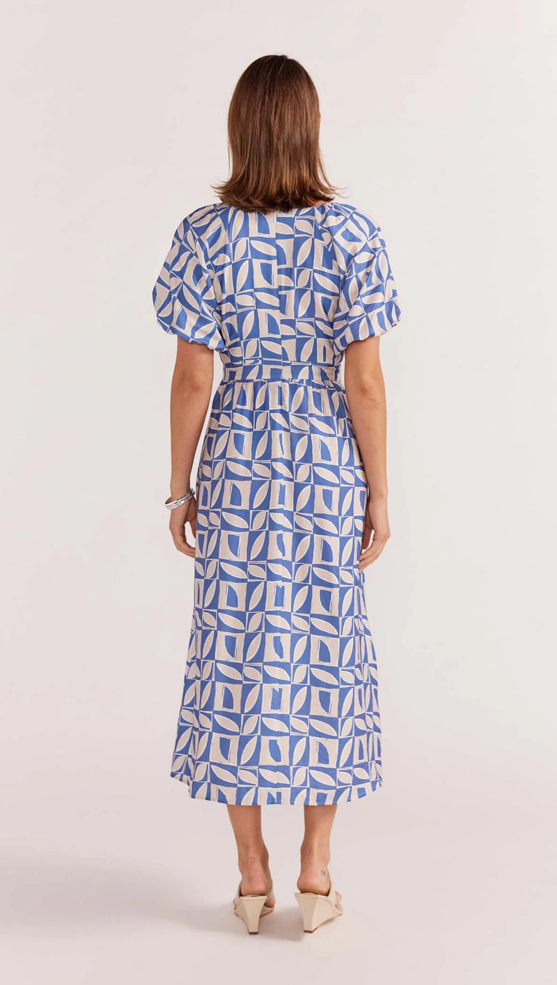 STAPLE THE LABEL - Alto Midi Dress - Blue Geo