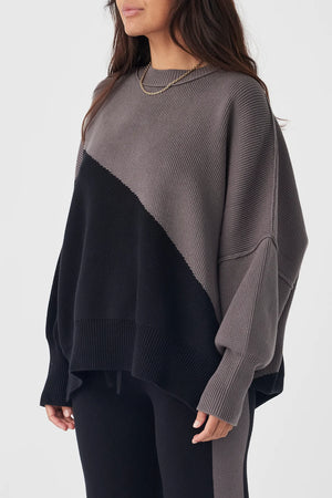 ARCAA - Neo Sweater - Black & Grey