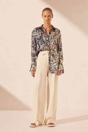 SHONA JOY - Anthea Silk Relaxed Shirt - Deep Navy/Ivory