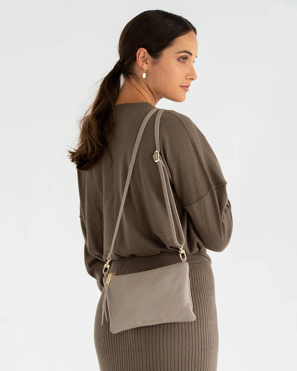 ARLINGTON MILNE - Molly Crossbody - Putty