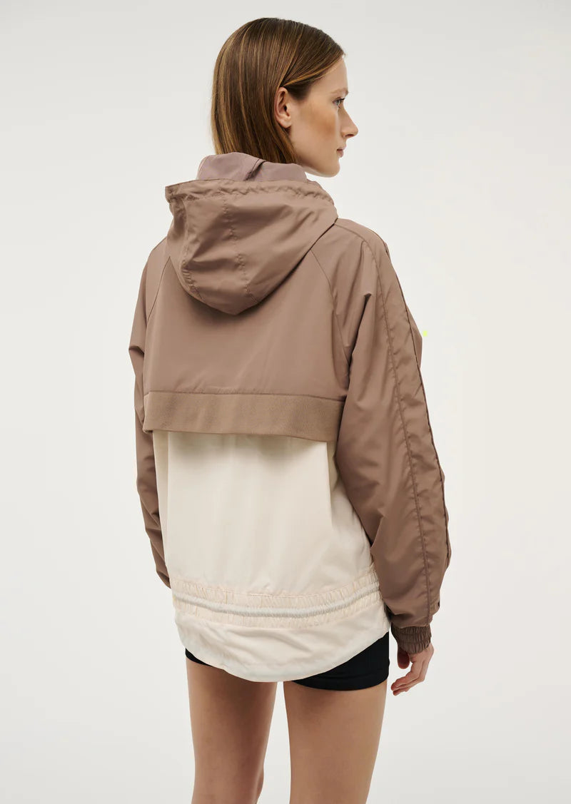 P.E NATION - Man Down Jacket - Taupe