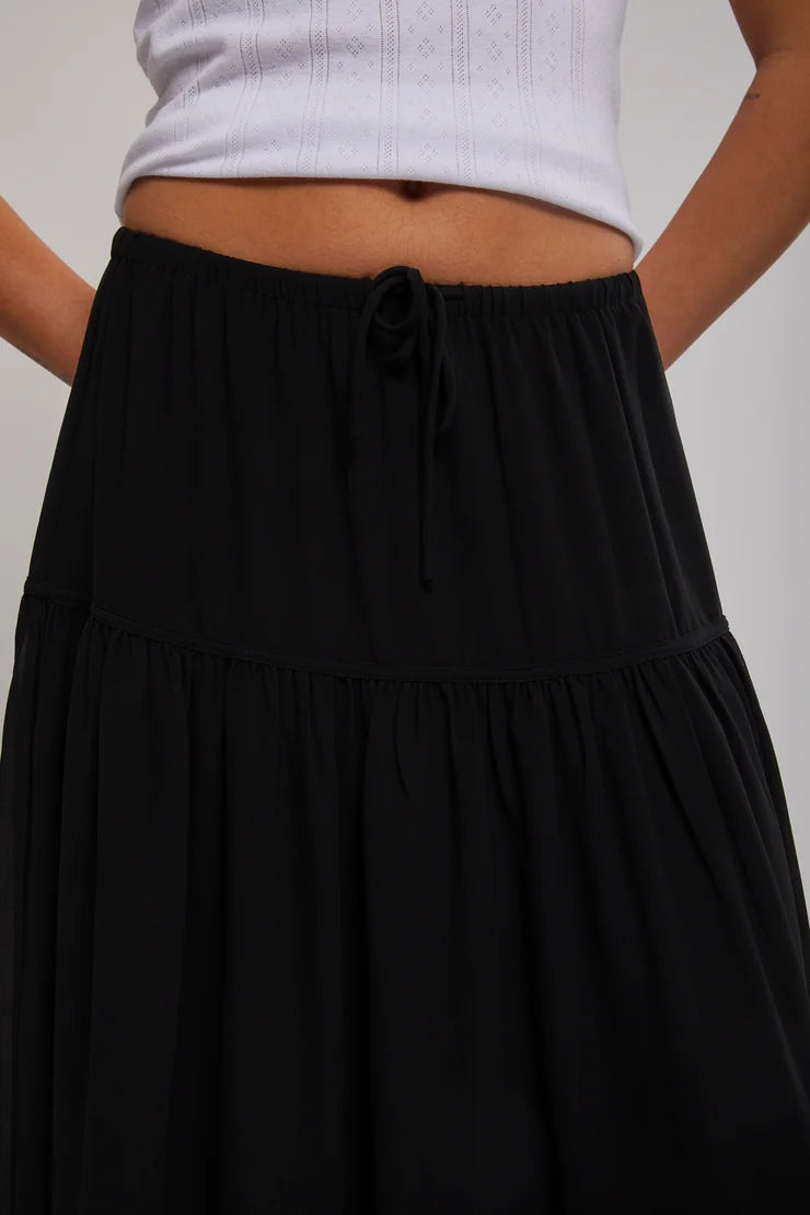 STAPLE THE LABEL - Milla Midi Skirt - Black